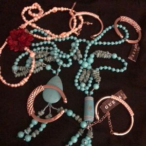 i’m hairdesinger but ,l love buy &sell